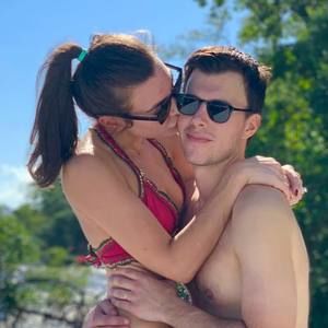 Meet your Posher, Liza